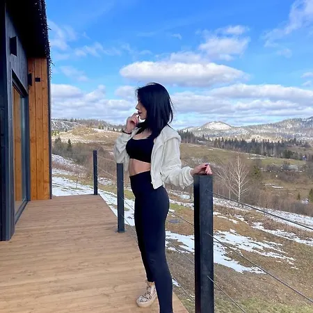 Under Sky - з теплим басейном ,чаном-джакузі, панорамною ванною та Playstation 5 * סלאבסקה